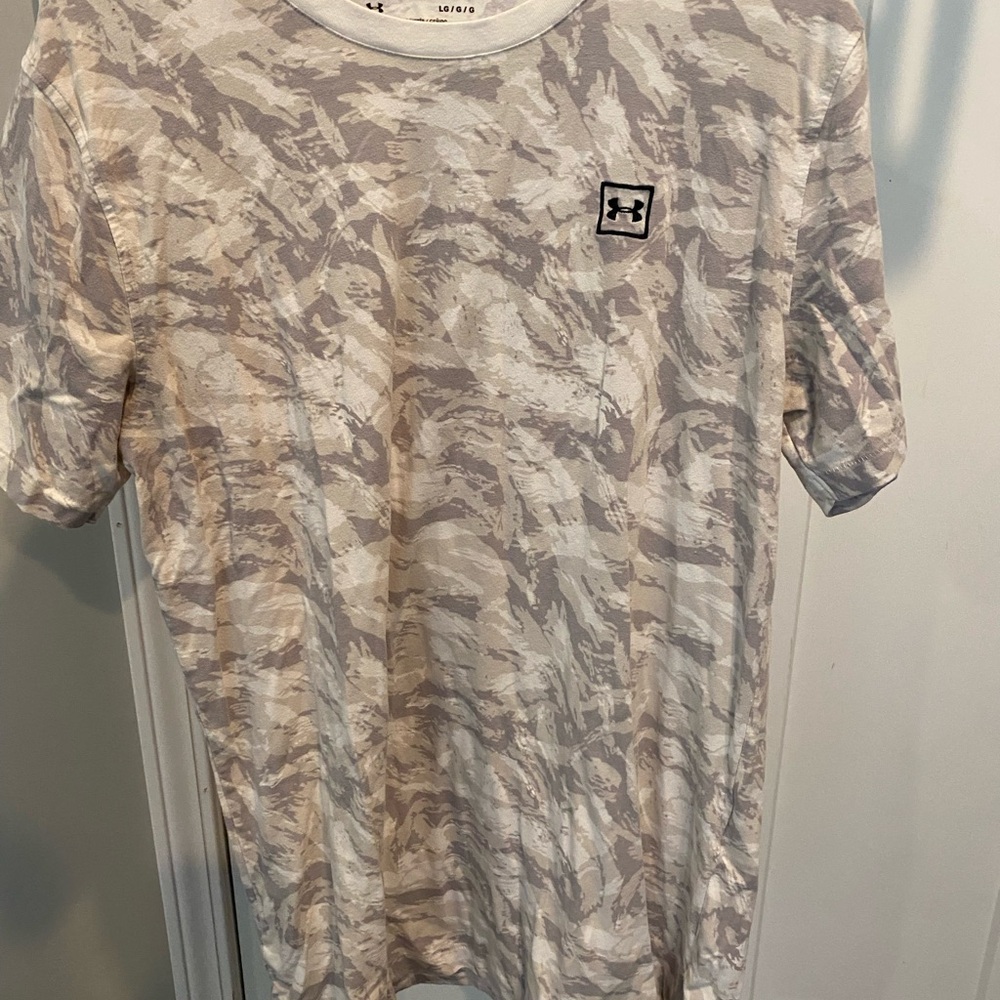 Under Armour Men's Camouflage T-Shirt - Gray